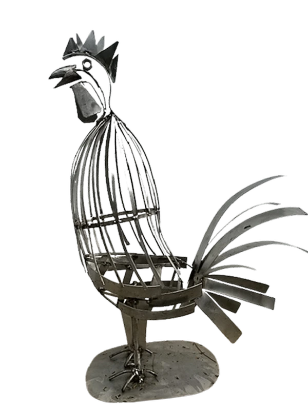 Coq clocher sculpture métal artistique dans un massif végétal sculpture décorative réalisé en inox exprimant la forme d-un clocher - H50cm - L35