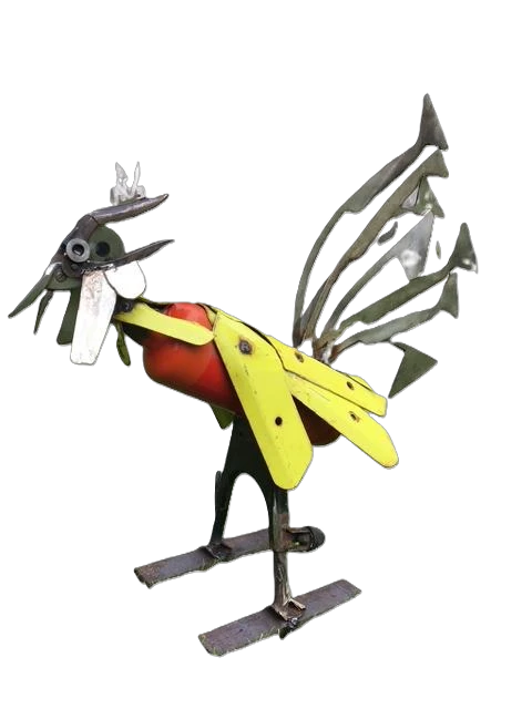 Petit coq jaune - Réalisé avec un extincteur, béquille de mobylette et sécateur (ma première oeuvre en 2018)