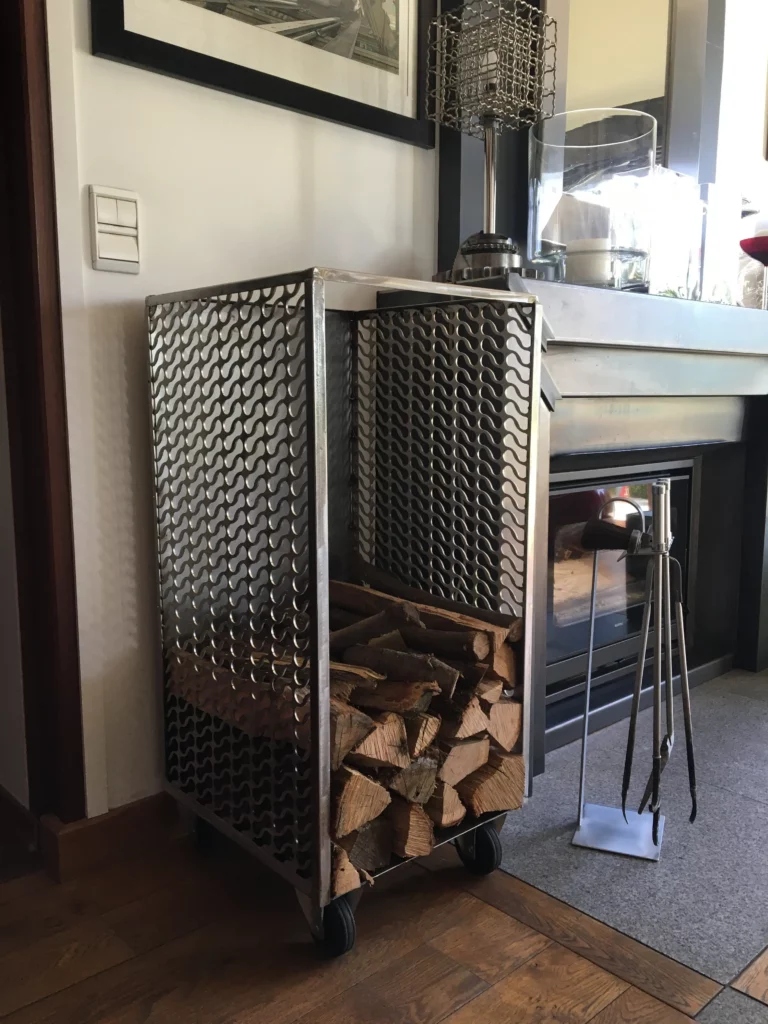 Sculpture Meubles AMupcycling – modèle 3