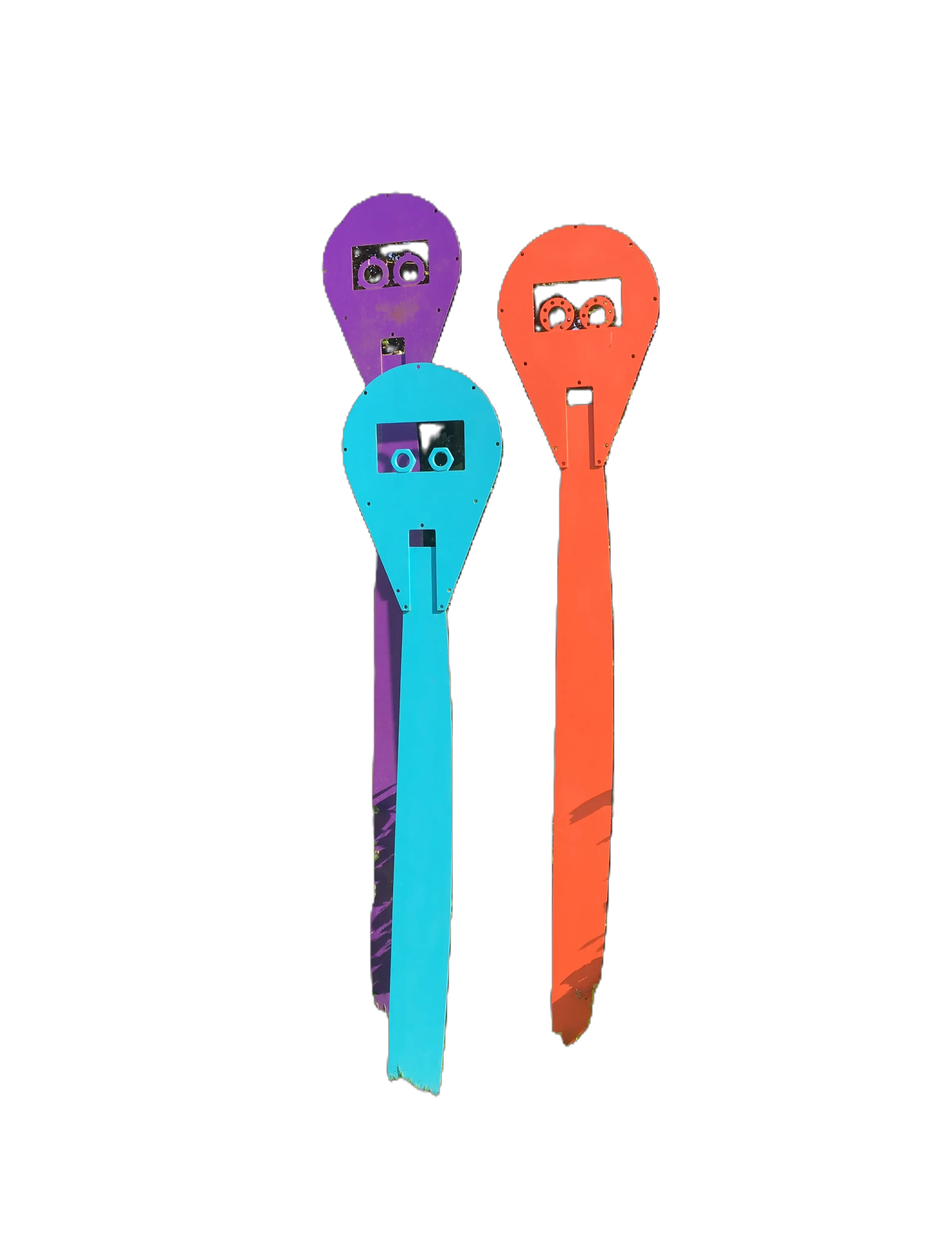 les étonnes Les étonnés - Réalisé en chutes industrielles de métal H 2,5 m